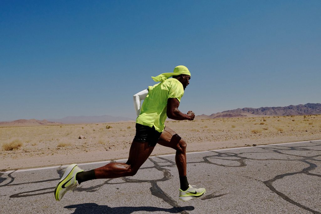 Nike AeroFIT o colectie de imbracaminte sportiva 2 1 - Tehnologia Aero-FIT de la Nike, un plus de respirabilitate pentru imbracamintea de alergare