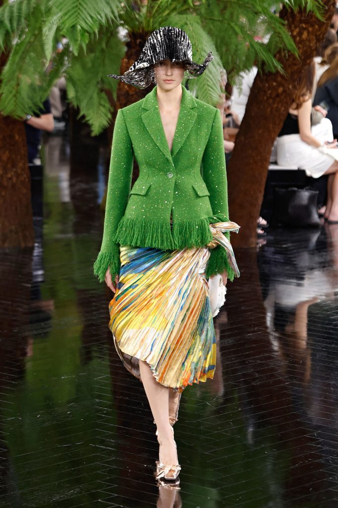 Tendinte prezentate in colectiile haute couture pentru toamna iarna 2026 Dior 1 - Tendinte prezentate in colectiile haute couture pentru toamna-iarna 2026