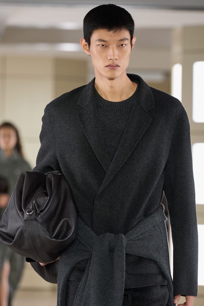 COS AW26 DETAILS 25 - Moda anilor ’20 reinterpretata in colectia COS toamna-iarna 2026