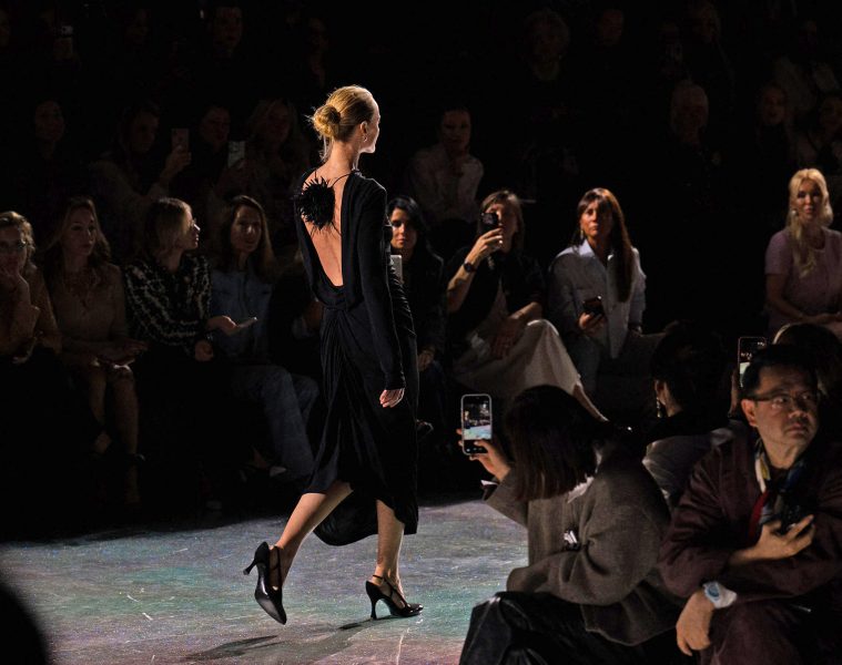 Rochia neagra o piesa clasica in garderoba feminina Chanel 3 1 - Rochia neagra, o piesa clasica in garderoba feminina
