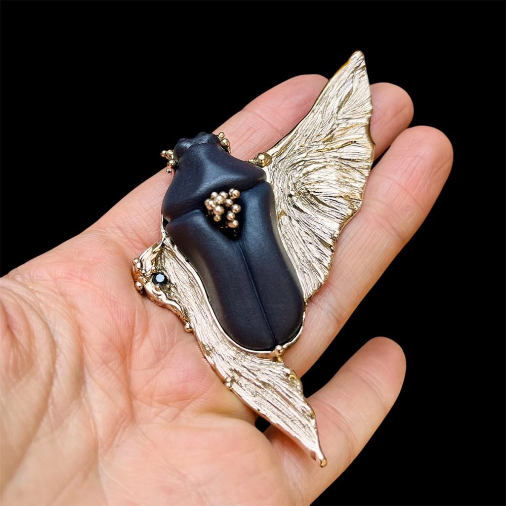 Romanian Jewelry Week 2026 DanielaCatoi brooch DeeperIntoForm 2026 - A saptea editie ROMANIAN JEWELRY WEEK | 30 septembrie – 4 octombrie 2026