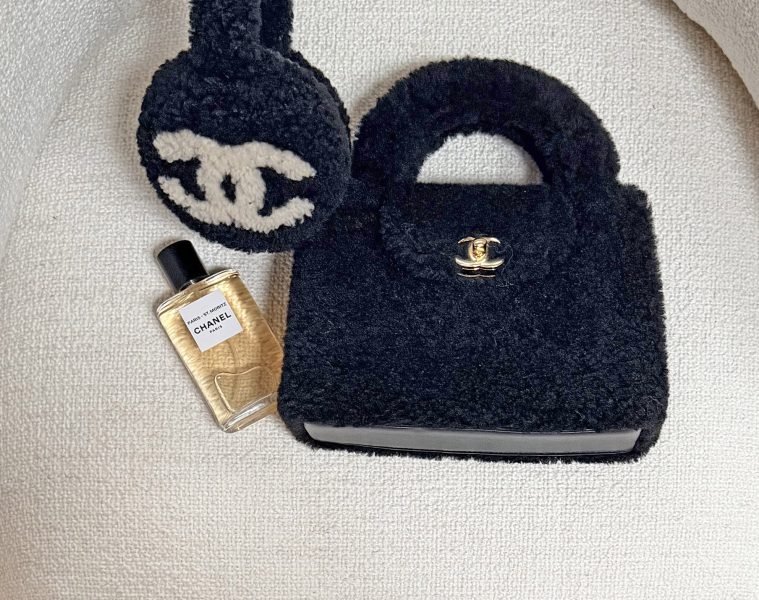 Chanel Paris St Moritz parfum 10 - CHANEL PARIS-ST. MORITZ. Winter memories, wrapped in perfume.