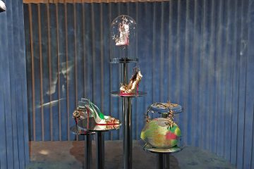 Christian Louboutin primavara vara 2027 - Pantofii Christian Louboutin si marea ca inspiratie din 1986 pana la colectia primavara-vara 2027