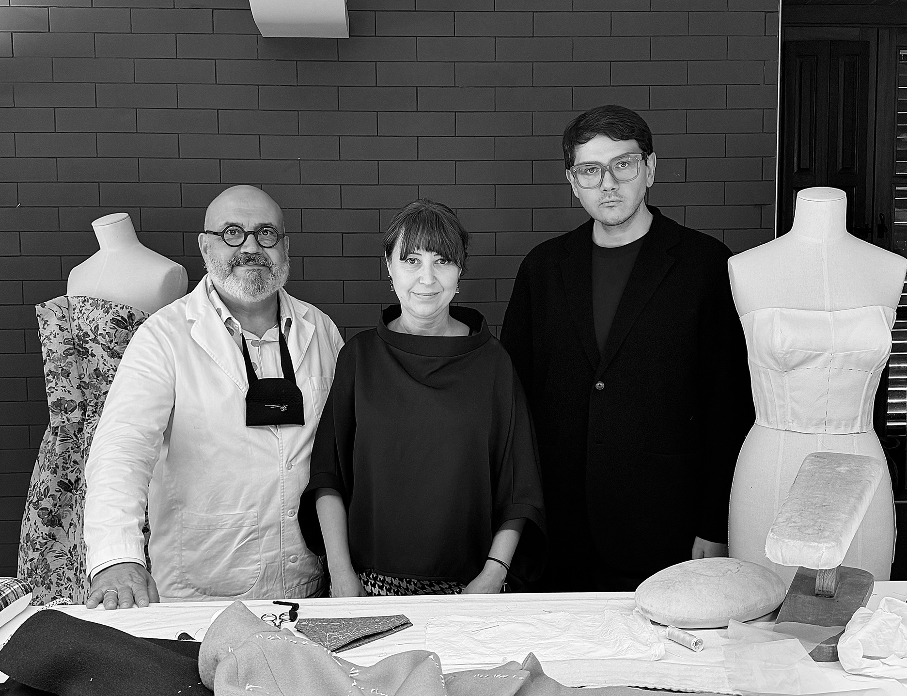 Departamentul Moda design vestimentar al UAD parte din proiectul BALENCIAGA TRANSMISSIONS al Muzeului Cristobal Balenciaga 01 - Departamentul Moda-design vestimentar al UAD, parte din proiectul BALENCIAGA TRANSMISSIONS al Muzeului Cristobal Balenciaga