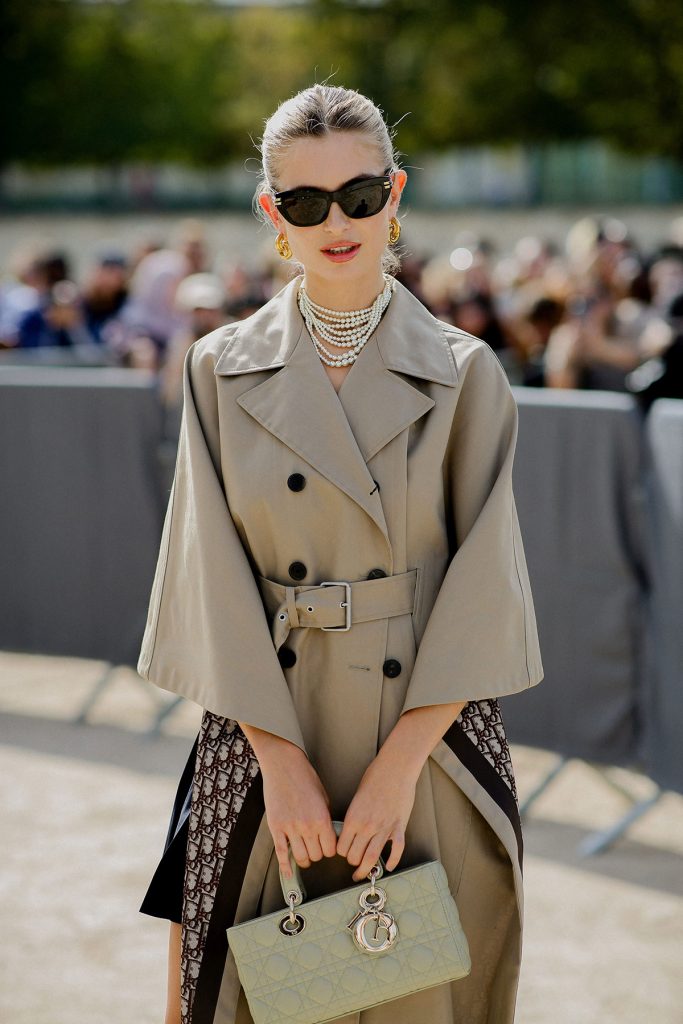 cate povesti incap intr un colier din perle 5 - Cate povesti incap intr-un colier din perle