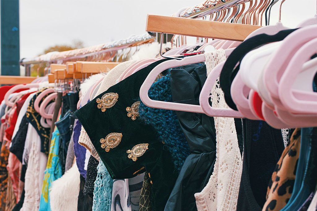 piesele vintage la moda leiada unsplash - Hainele vintage, prezente intr-o moda mereu in schimbare